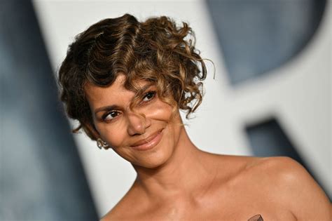 Halle Berry, 56, strips fully naked and drinks wine on a balcony in ...